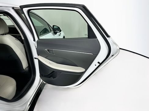 Used 2025 Hyundai Sonata SEL image 31