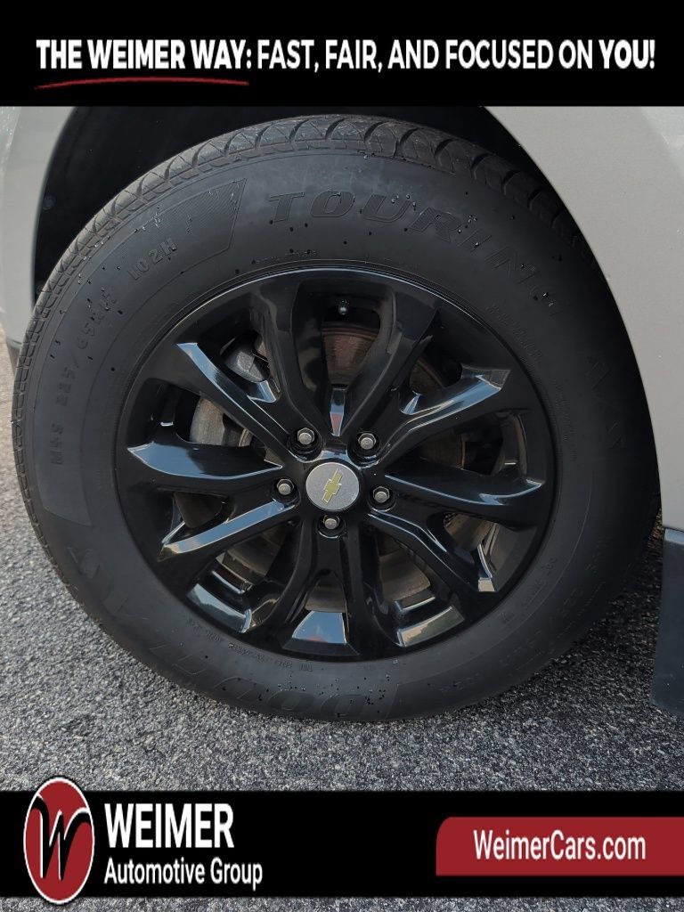 Used 2018 Chevrolet Equinox LT AWD/4WD image 11