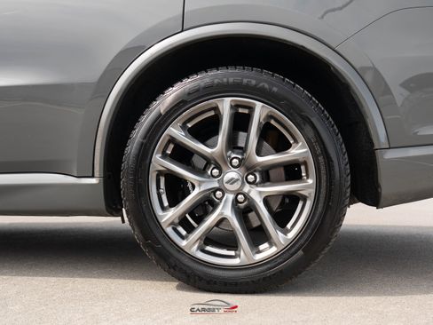 Used 2022 Dodge Durango R/T w/ Tow 'N Go Package AWD/4WD image 12