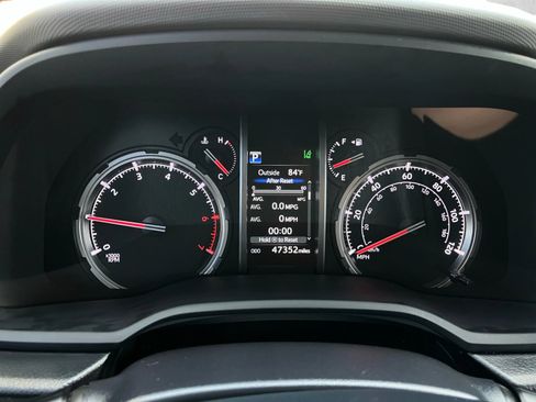 Used 2023 Toyota 4Runner TRD Off-Road Premium w/ Moonroof Package AWD/4WD image 14