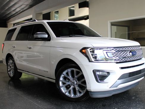 Used 2018 Ford Expedition Platinum RWD image 57