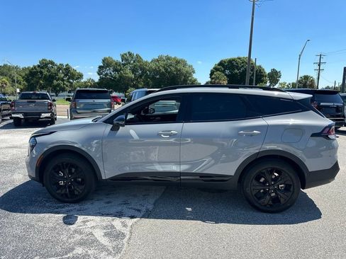 Certified 2025 Kia Sportage X-Line w/ Premium Package AWD/4WD image 8