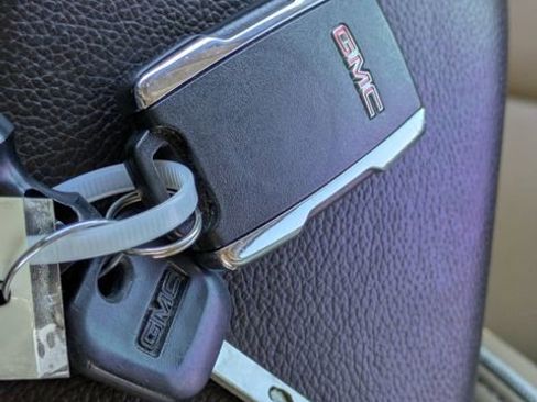 Used 2018 GMC Sierra 1500 Denali image 32