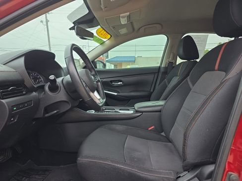 Used 2021 Nissan Sentra SR w/ Lighting Package FWD image 9
