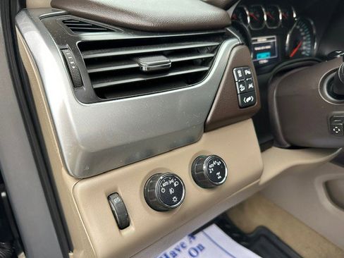 Used 2017 Chevrolet Tahoe LT image 14