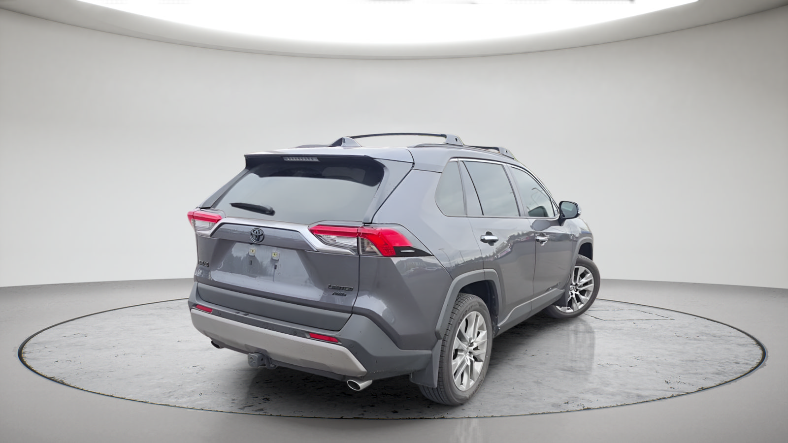Used 2025 Toyota RAV4 Limited w/ Advanced Technology Package AWD/4WD image 7