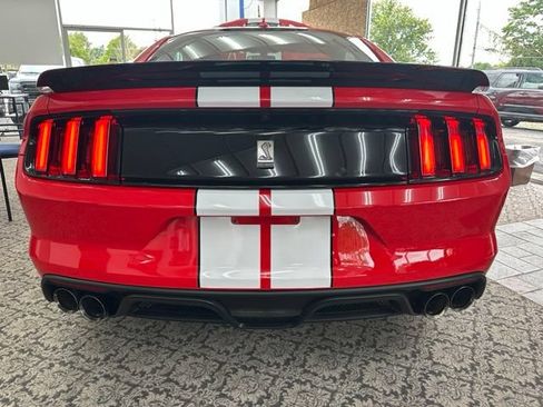 Used 2017 Ford Mustang Shelby GT350 RWD image 4