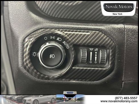 Used 2021 Jeep Wrangler Sport AWD/4WD image 15