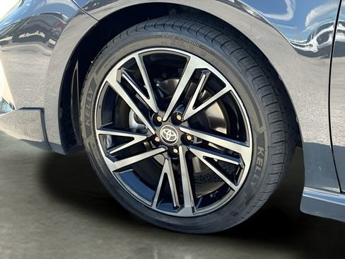 Used 2025 Toyota Camry XSE FWD image 18