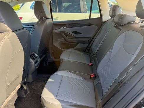 New 2026 Volkswagen Tiguan SE image 23