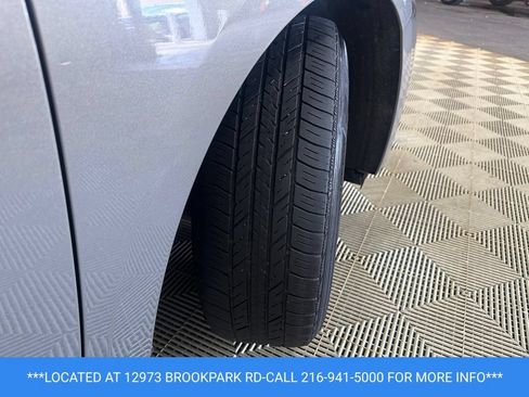 Used 2018 Chevrolet Cruze LT w/ Convenience Package FWD image 27