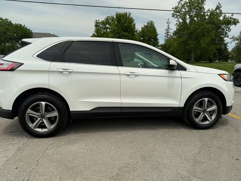 Used 2024 Ford Edge SEL w/ Convenience Package AWD/4WD image 4