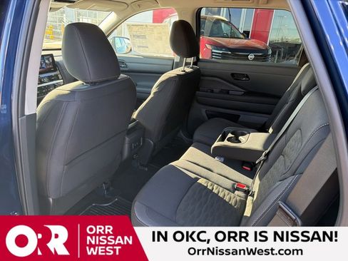 New 2026 Nissan Pathfinder SV image 17