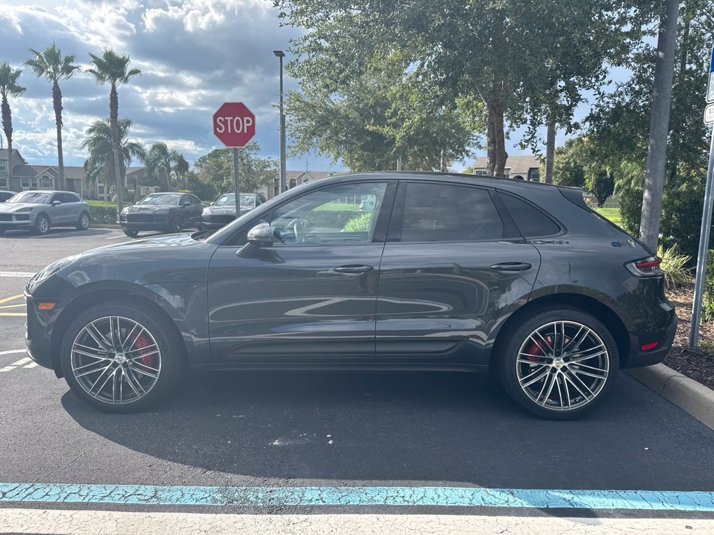 Certified 2026 Porsche Macan S AWD/4WD image 2
