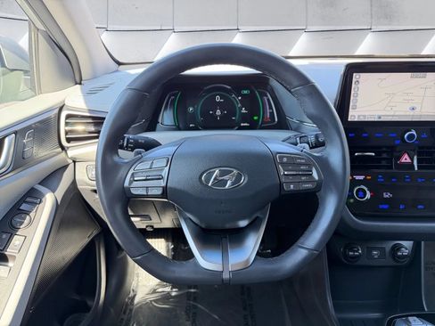 Used 2020 Hyundai Ioniq Limited image 16