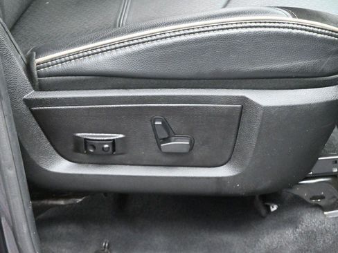 Used 2024 RAM 2500 Laramie AWD/4WD image 30