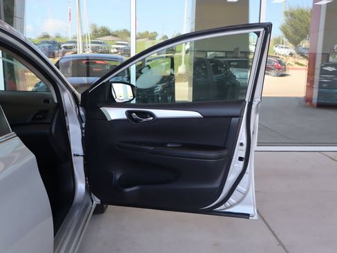 Used 2019 Nissan Sentra S FWD image 34