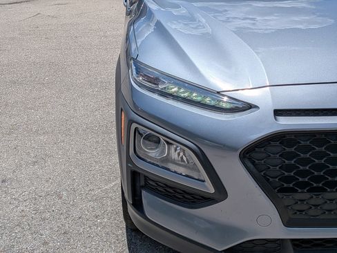 Used 2019 Hyundai Kona SE FWD image 9