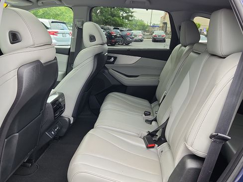 Used 2022 Acura MDX SH-AWD w/ Technology Package image 10
