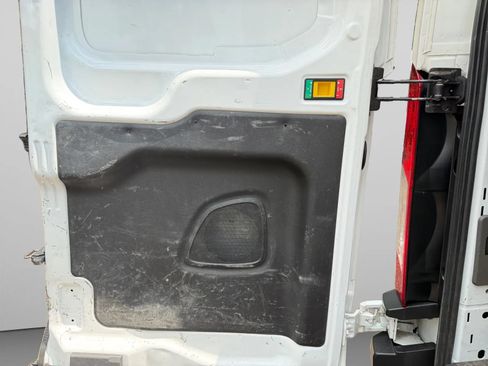 Used 2020 Ford Transit 250 Low Roof RWD image 25