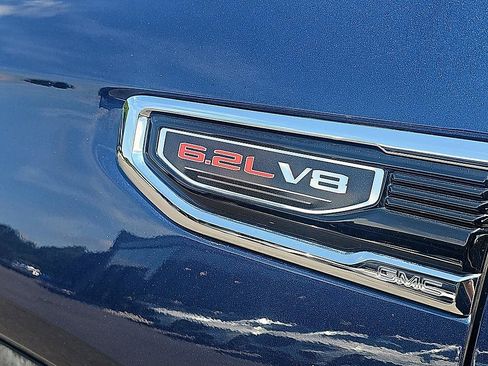 Used 2019 GMC Sierra 1500 Denali w/ Denali Ultimate Package AWD/4WD image 9