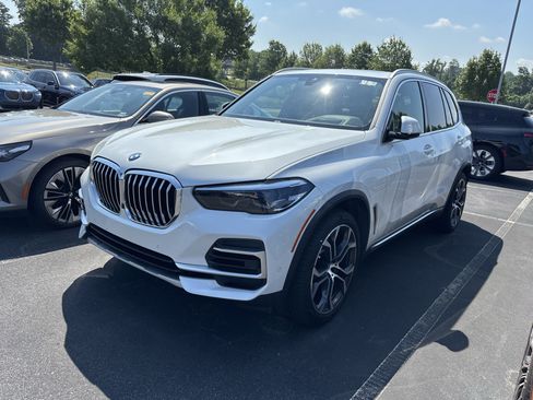 Used 2022 BMW X5 sDrive40i w/ Premium Package RWD image 13