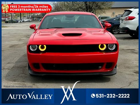 Used 2022 Dodge Challenger GT image 2