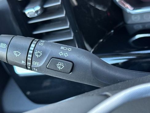 Used 2025 GMC Sierra 1500 Elevation image 38