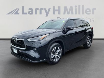 Used 2021 Toyota Highlander XLE