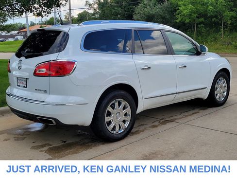 Used 2017 Buick Enclave Premium AWD/4WD image 3