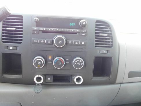 Used 2011 GMC Sierra 1500 W/T AWD/4WD image 14
