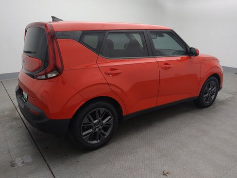 Used 2022 Kia Soul EX image 10