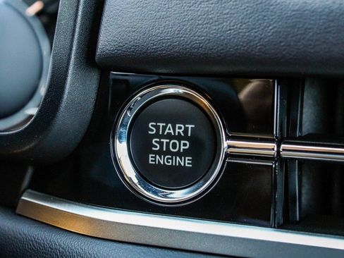 New 2025 Mitsubishi Outlander SE AWD/4WD image 30