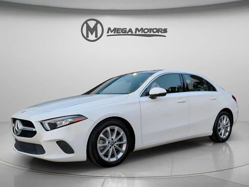 Used 2020 Mercedes-Benz A 220 image 2