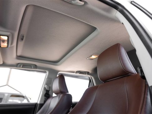 Used 2019 Toyota 4Runner Limited image 34