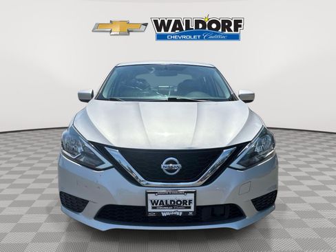 Used 2019 Nissan Sentra S FWD image 2
