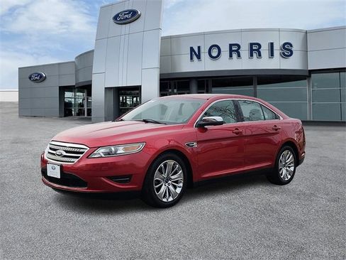Used 2010 Ford Taurus Limited image 2