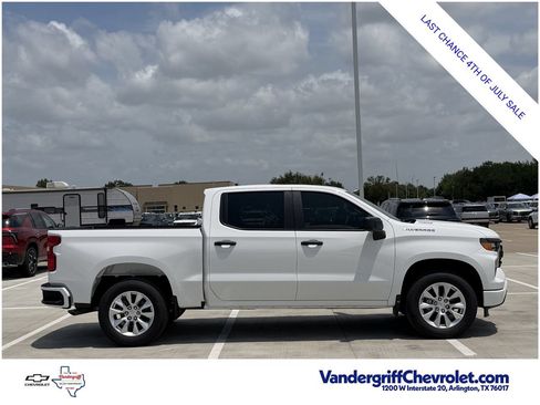New 2026 Chevrolet Silverado 1500 Custom RWD image 3
