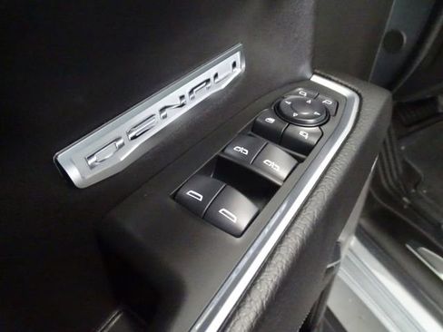 Used 2024 GMC Sierra 1500 Denali w/ Denali Reserve Package image 10