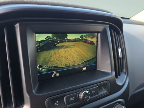 Used 2019 Chevrolet Colorado W/T w/ Custom Special Edition RWD image 16