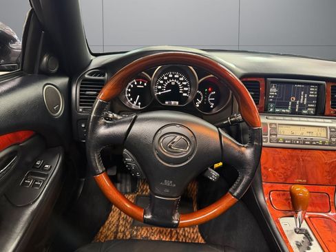 Used 2006 Lexus SC 430 Convertible RWD image 13