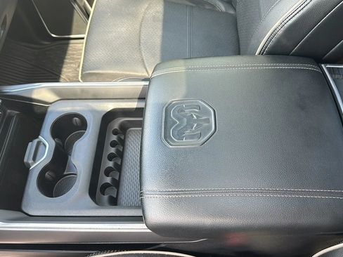 Used 2024 RAM 3500 Laramie w/ Night Edition image 40