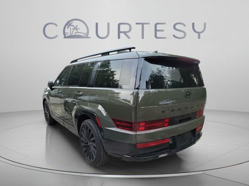 Used 2025 Hyundai Santa Fe Calligraphy FWD image 10