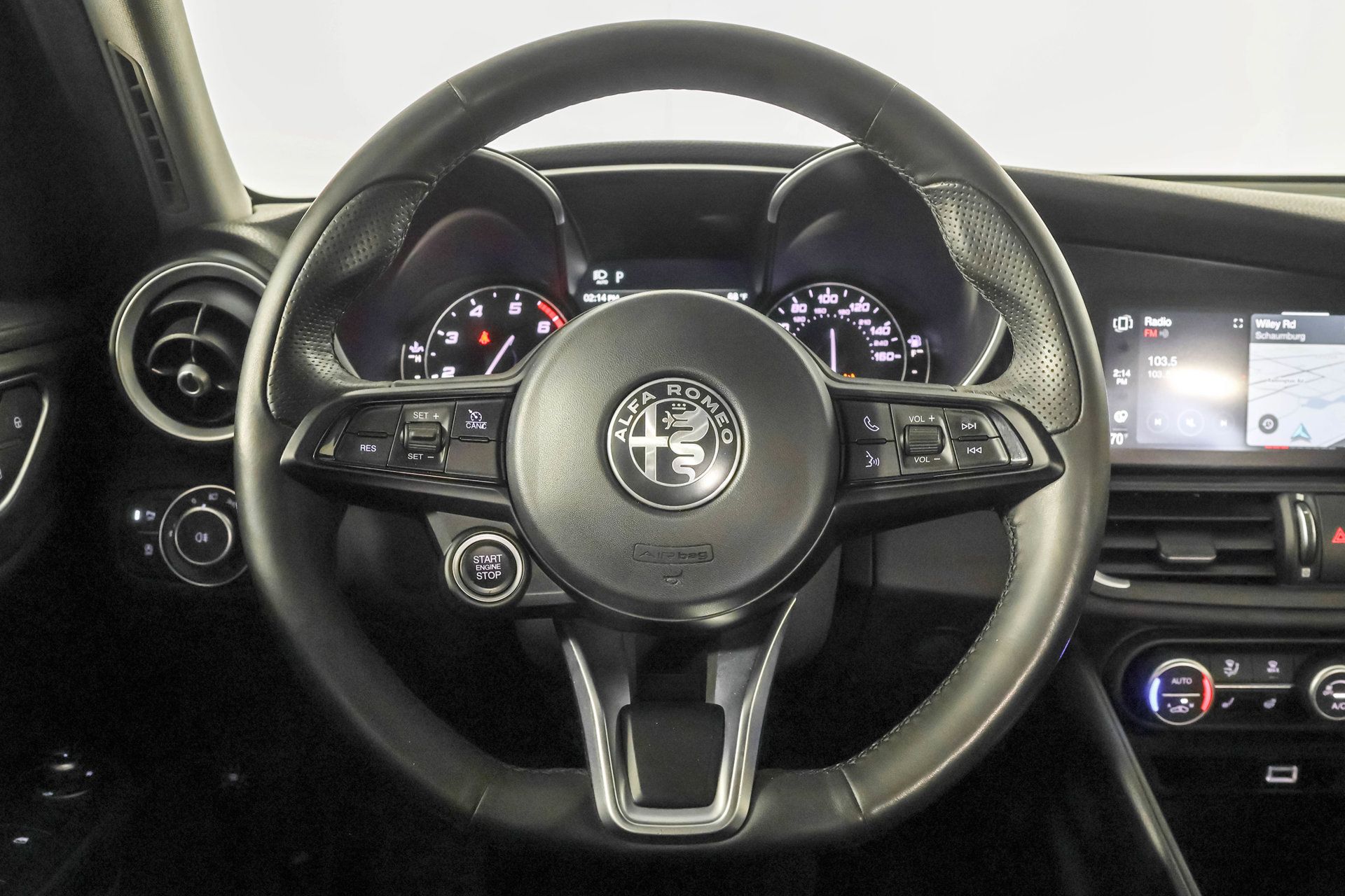 Used 2020 Alfa Romeo Giulia Ti w/ Nero Edizione RWD image 27