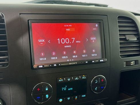 Used 2014 Chevrolet Silverado 2500 LT w/ Z71 Appearance Package image 15