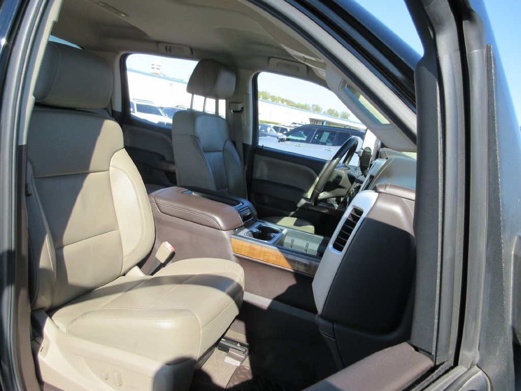 Used 2015 GMC Sierra 1500 SLT w/ SLT Crew Cab Value Package AWD/4WD image 24