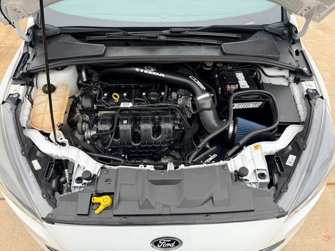 Used 2017 Ford Focus ST image 20