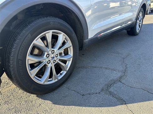 Certified 2022 Ford Explorer XLT w/ Equipment Group 202A image 12