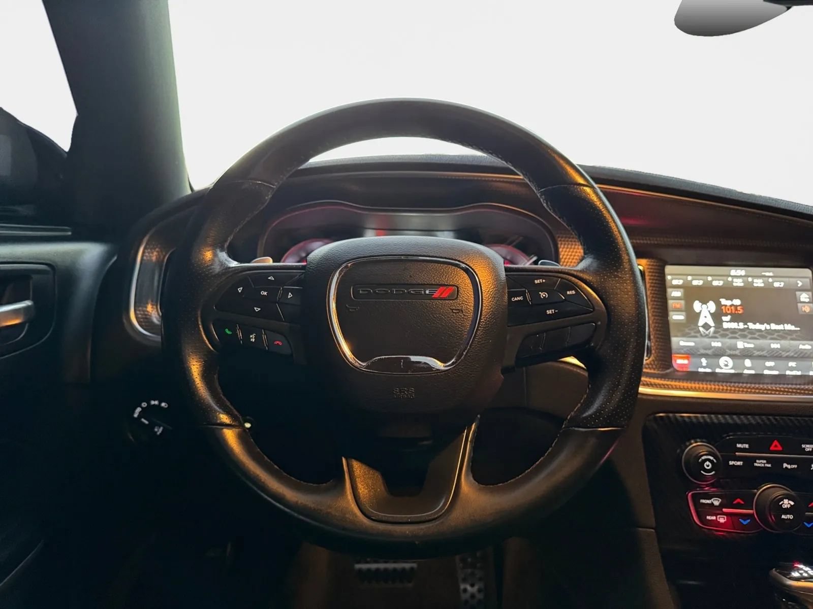 Used 2018 Dodge Charger R/T Scat Pack w/ Dynamics Package RWD image 14