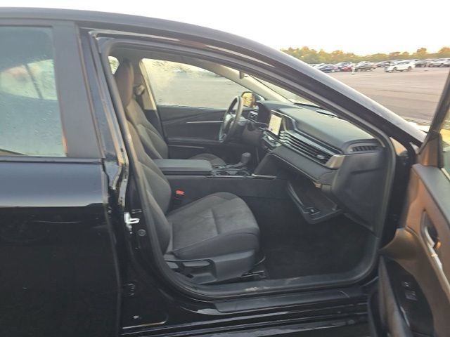 Used 2025 Toyota Camry LE FWD image 8